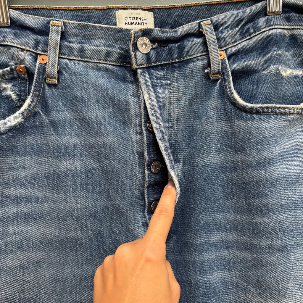 Citizens of Humanity Eva Relaxed Baggy Jeans in Distressed Blue 31 - Image 6