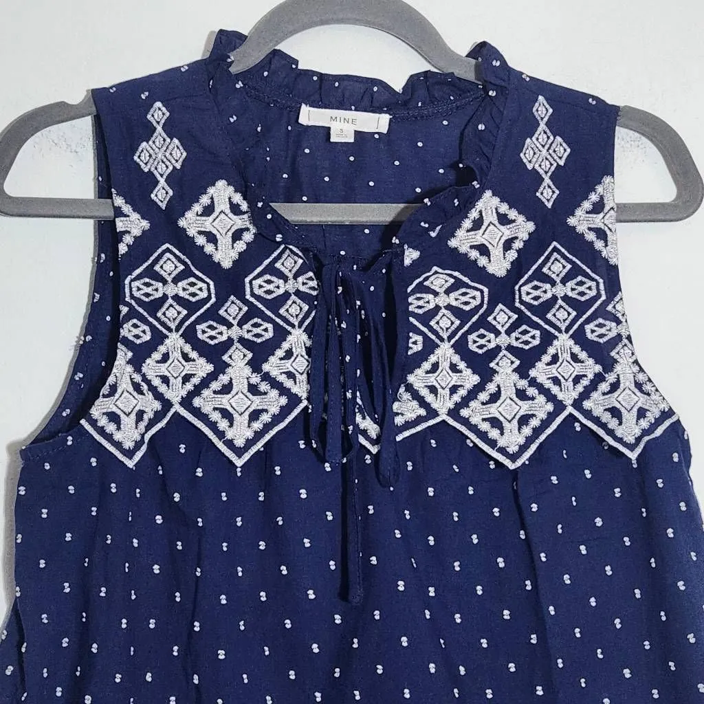 Mine Navy Sleeveless Blouse with Embroidered Details NWOT Size Small Blue - Image 2