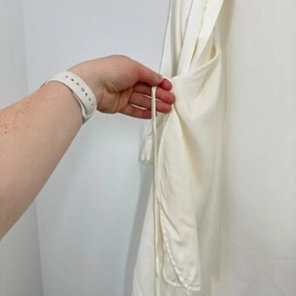 Vera Wang Ivory Short‎ Kimono Robe Bridal Pictures Wedding Day Romantic Classic - Image 4