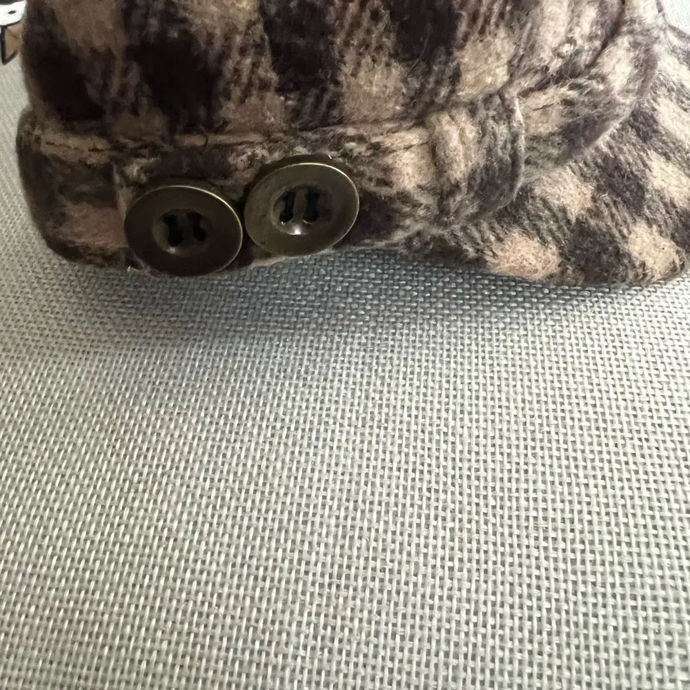 Relativity Ladies Plaid Brim Hat Light Tan and Brown - Image 4