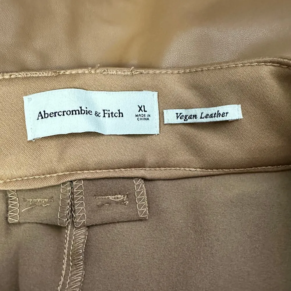 Abercrombie & Fitch Womens size XL Vegan Pleated Leather Shorts Brown - Image 5
