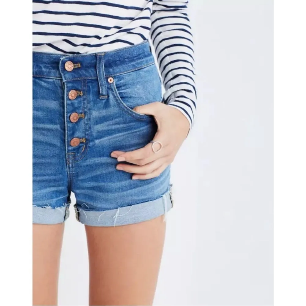 Madewell High-Rise Denim‎ Boy Shorts Button-Through Edition Size 26 Clanton Wash - Image 3