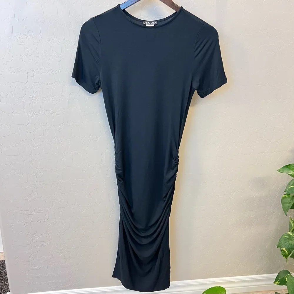 Venus bodycon midi Tshirt dress in black, side ruching, short sleeve, NWOT, XS - Image 5