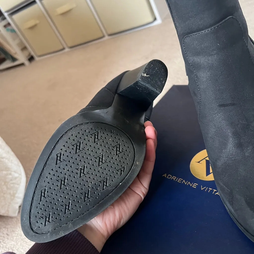 Adrienne Vittadini Sleek Black Heeled Boots - Image 4