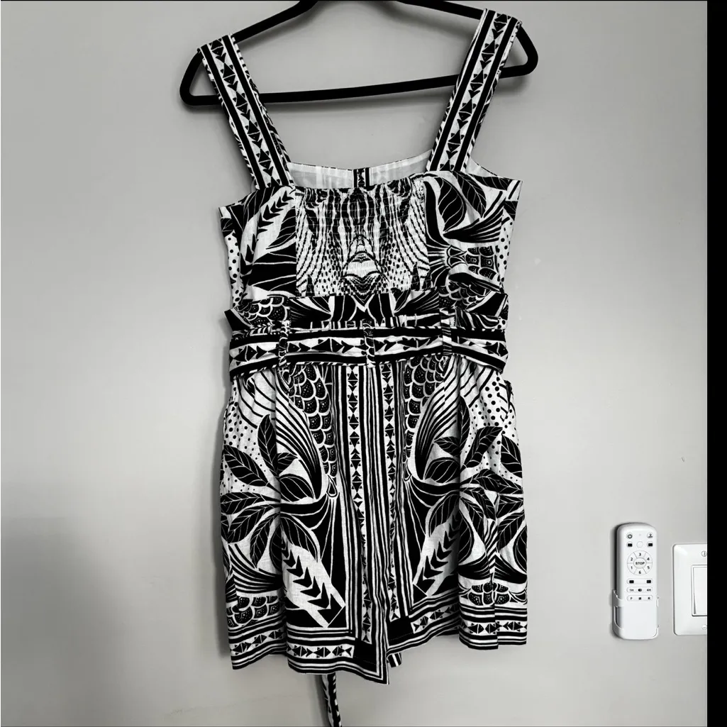 Farm Rio Monochrome Elegance Scarf Print Belted Linen Blend Romper Size S - Image 7