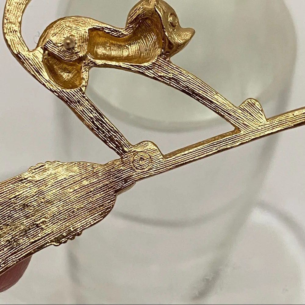 Vintage 60’s Gold tone Cat on Broom Stick Brooch - Image 11