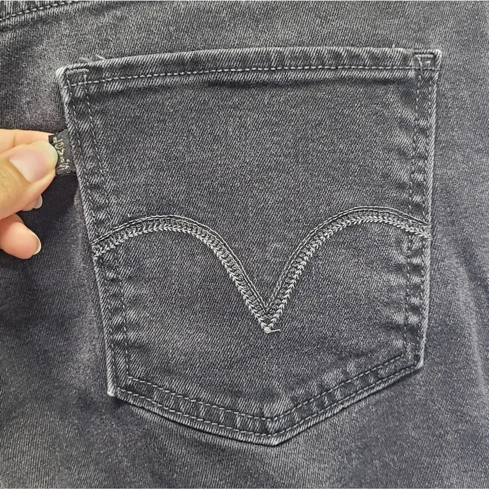Levi's Dark wash Jeans Mid Rise Skinny size 14 M - Image 11