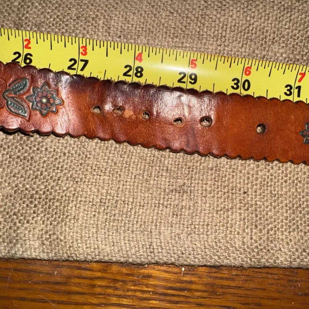 Vintage Floral Embossed Leather Belt Small Brown - Image 3