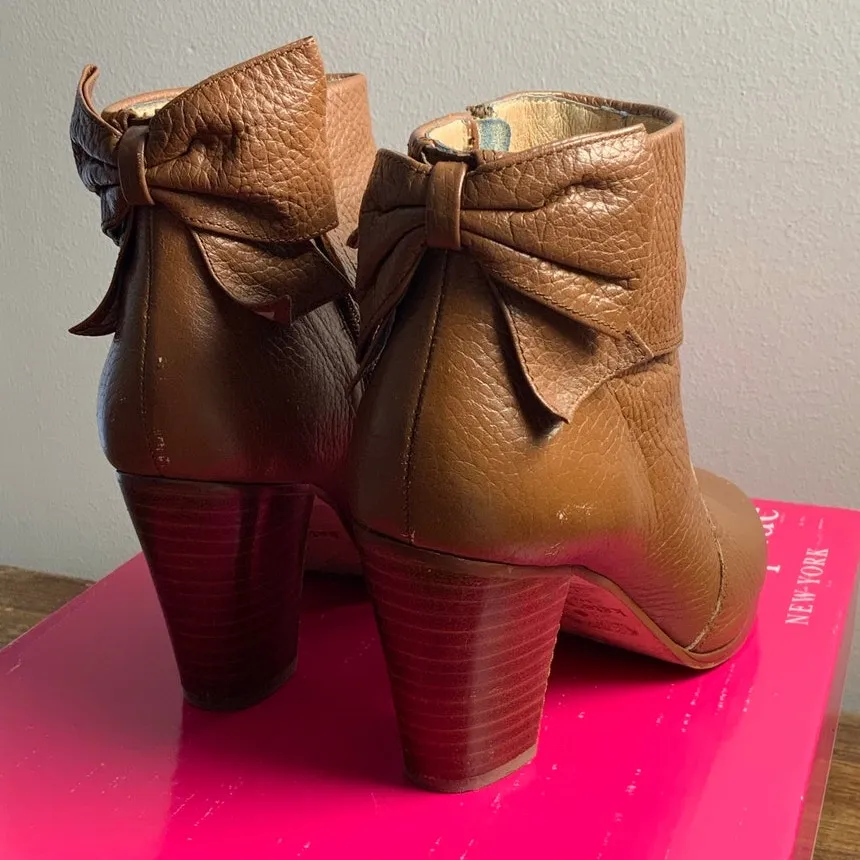 Kate Spade Caty Cognac Tumbled Leather Booties size 7 - Image 2