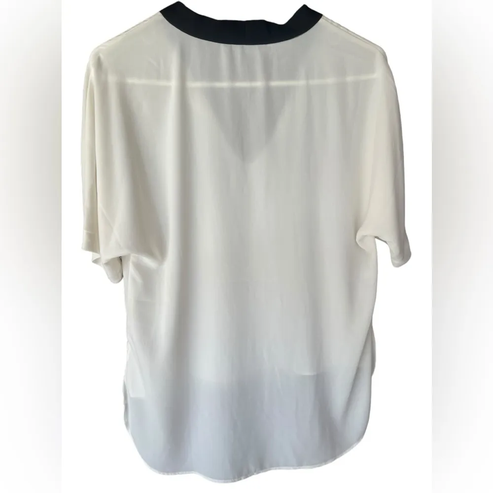 Express brand size Medium Blouse - Image 3