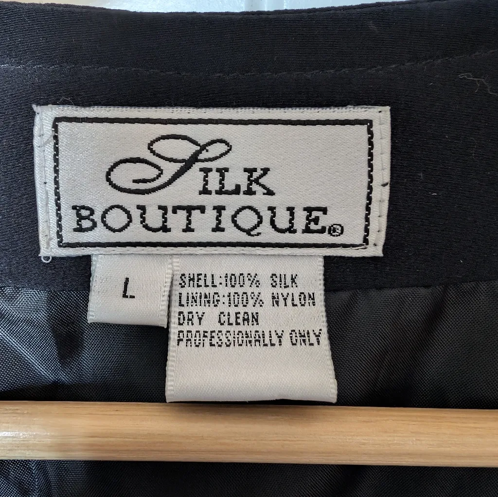 Silk Boutique Quilted Button Up House Jacket Women's Large Black - Image 3