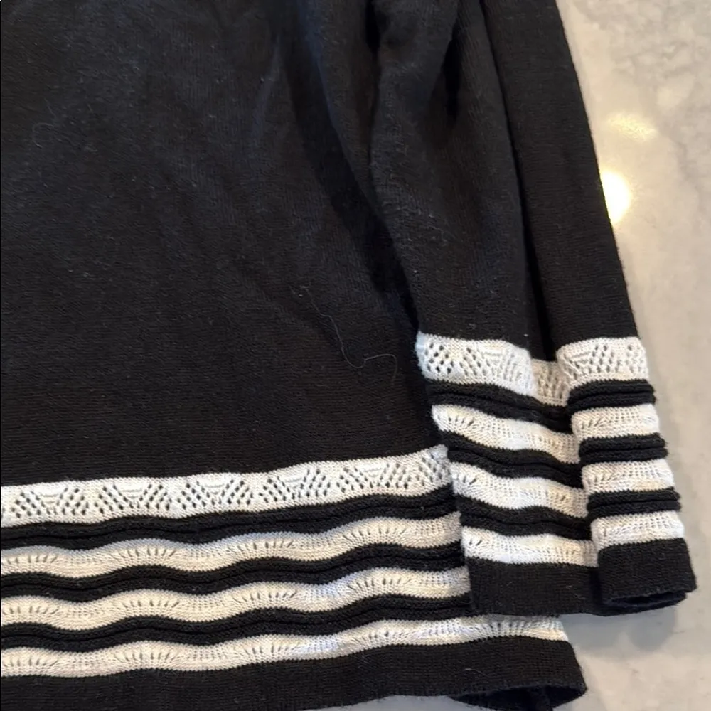 Angel Black and White Women's Hoodie Lightweight Sweater Top Size XL - Image 10