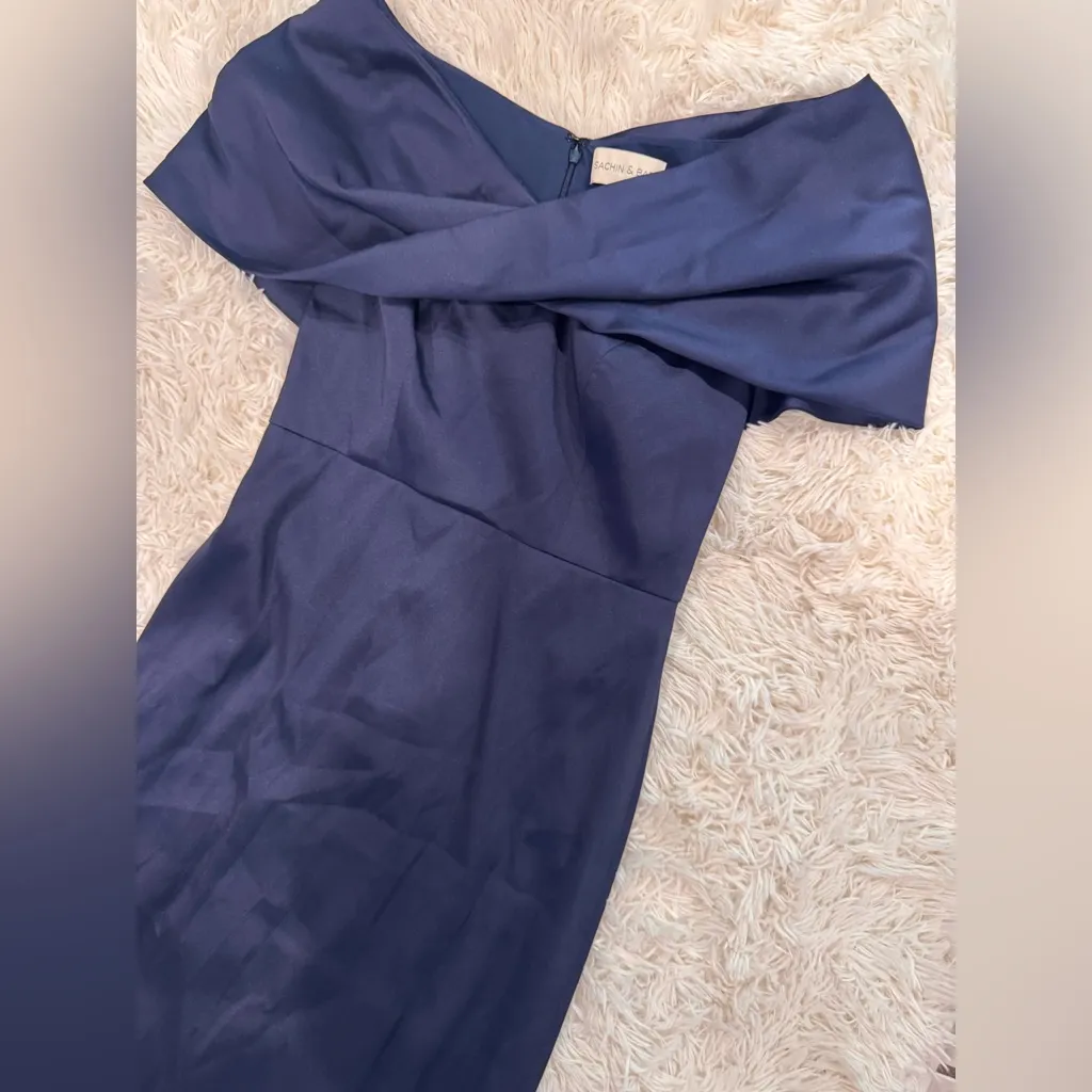 NWOT Sachin and Babi Viveca off shoulder draped gown in night sky navy sz 4 - Image 4