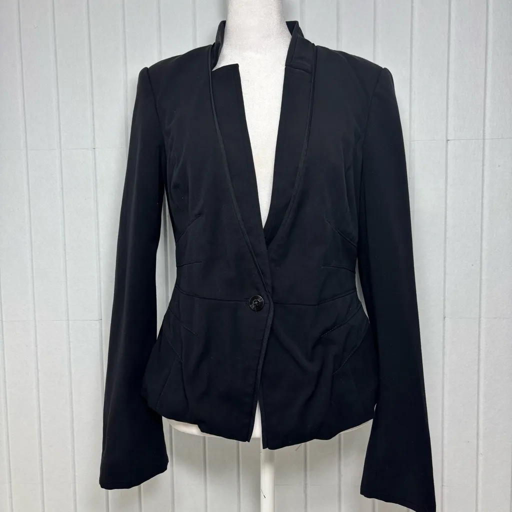 White House Black Market Classic Black Blazer One button front Size 8 - Image 2