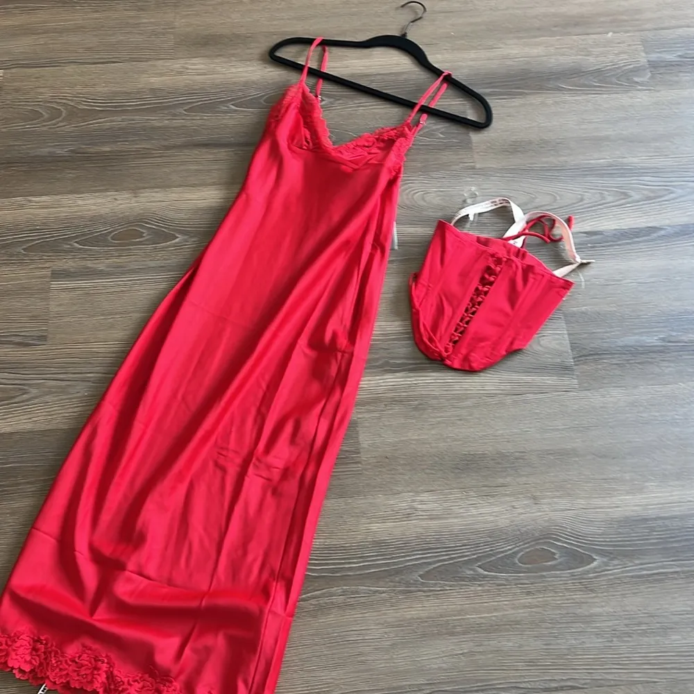 NWT House of CB SALMA RED ROSE SATIN SLIP DRESS - Image 7