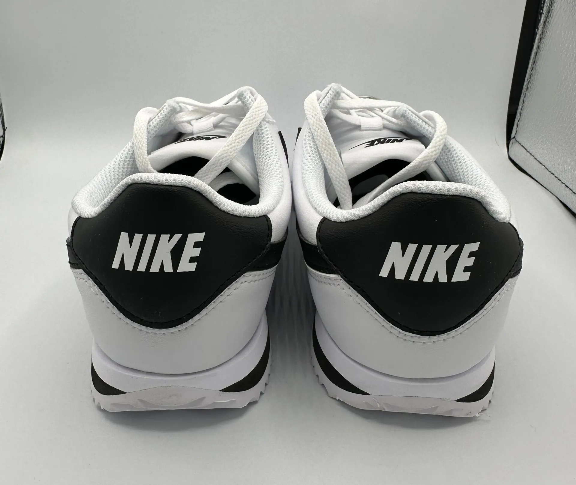 Cortez GS “White Black” Size 5.5y - Image 4