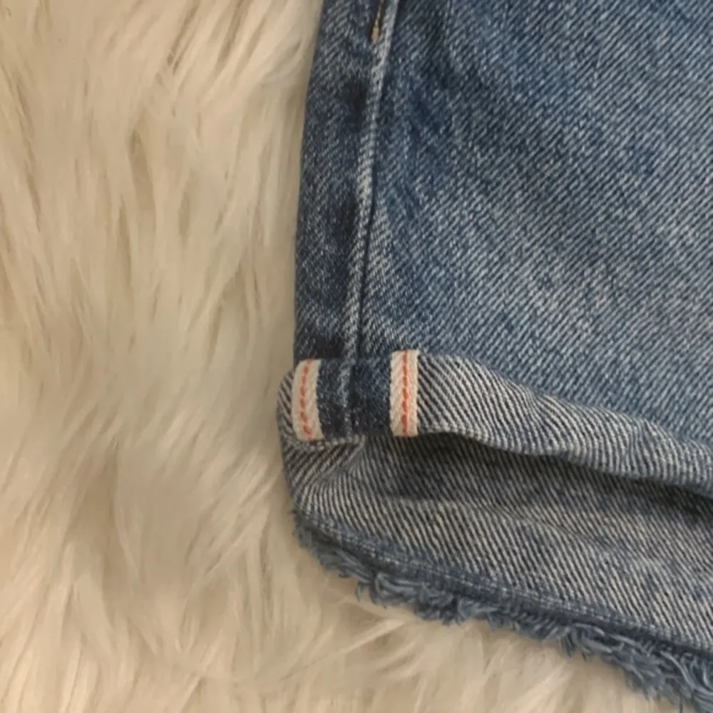 Levi’s 501 selvedge White Oak Cone denim raw hem button fly shorts 29 - Image 6