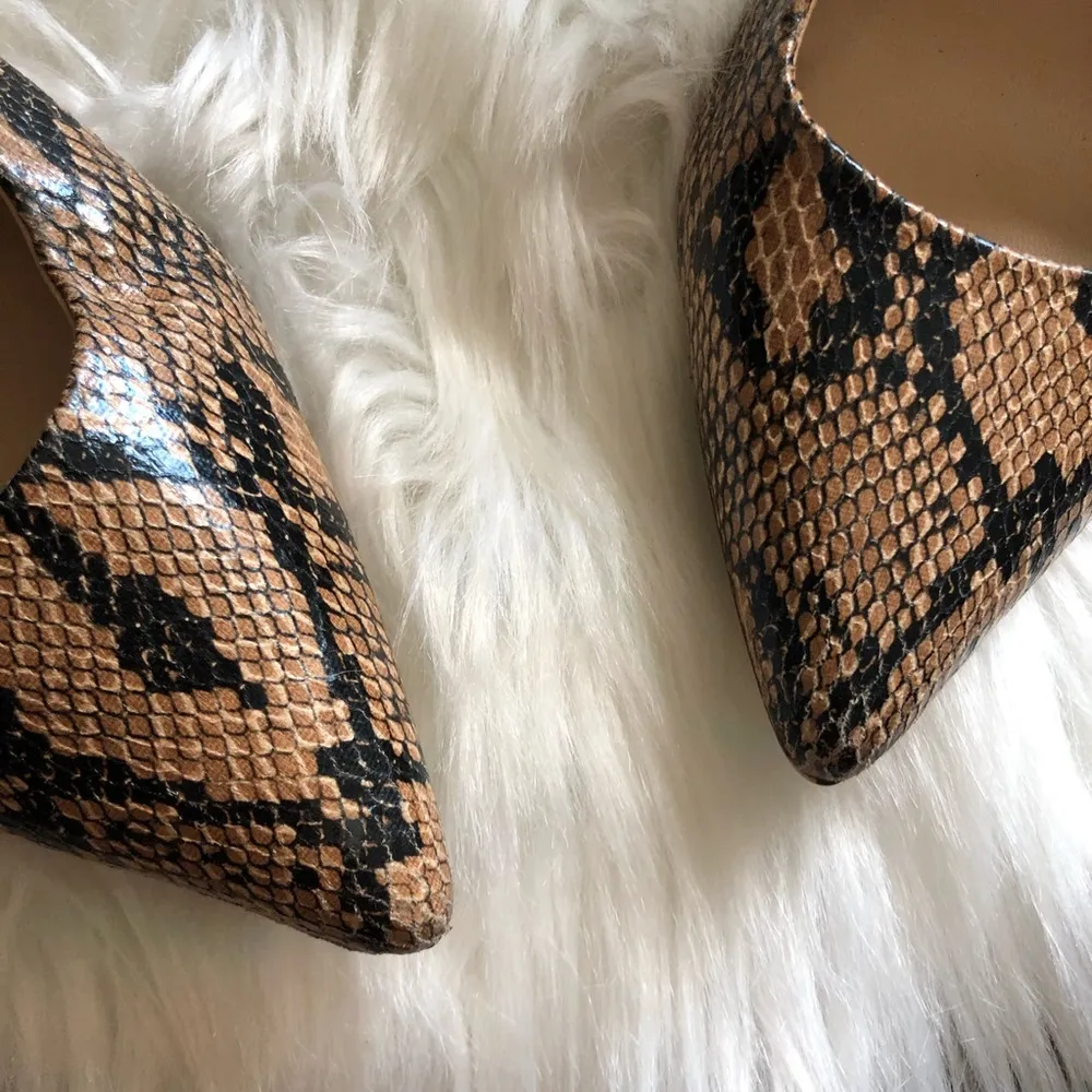 Topshop 'Gemini 2' Snake Print Pointy Toe Pump - Image 5