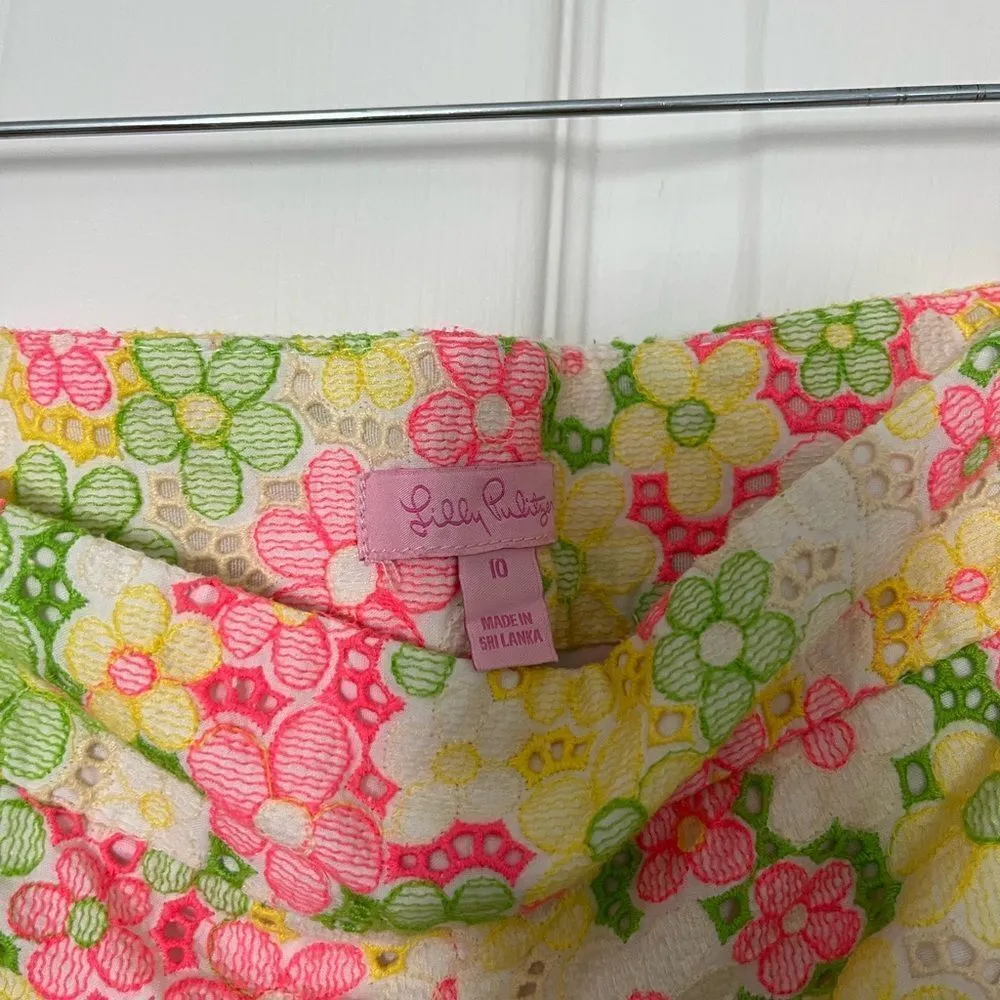 Lilly Pulitzer Lace Shorts. Size 10. - Image 4