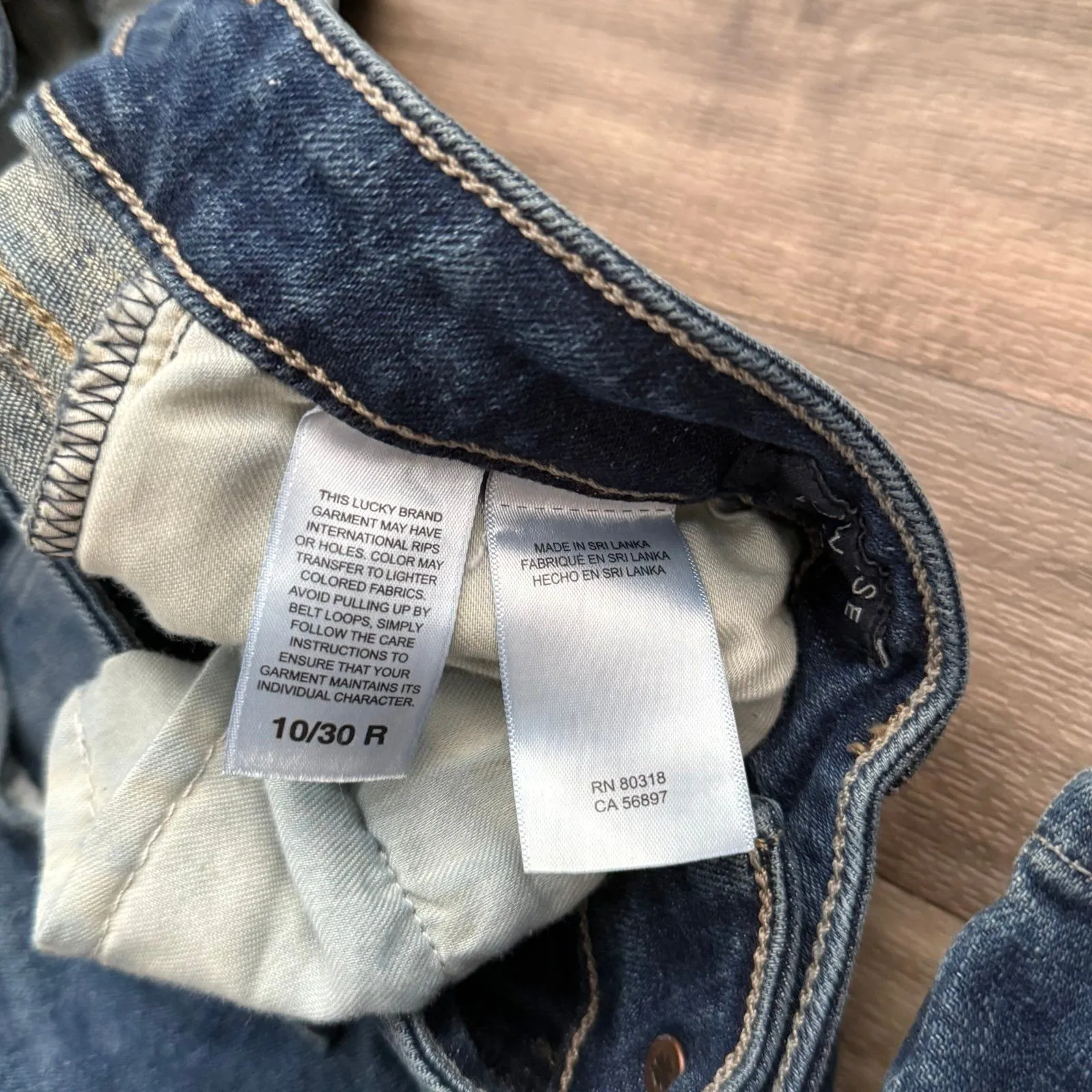 Lucky Brand darkwash bootcut jeans - Image 6