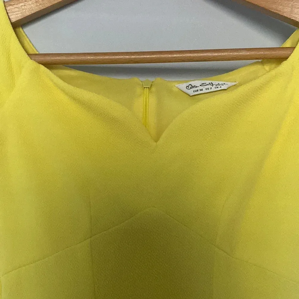 Miss Selfridge Yellow Sweetheart Neckline Dress Size 2 - Image 3