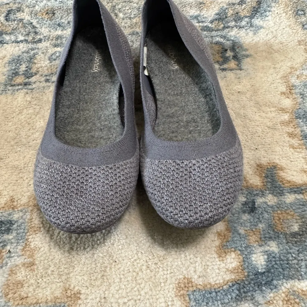Allbirds Women's Gray Flats Size 9 - Image 3