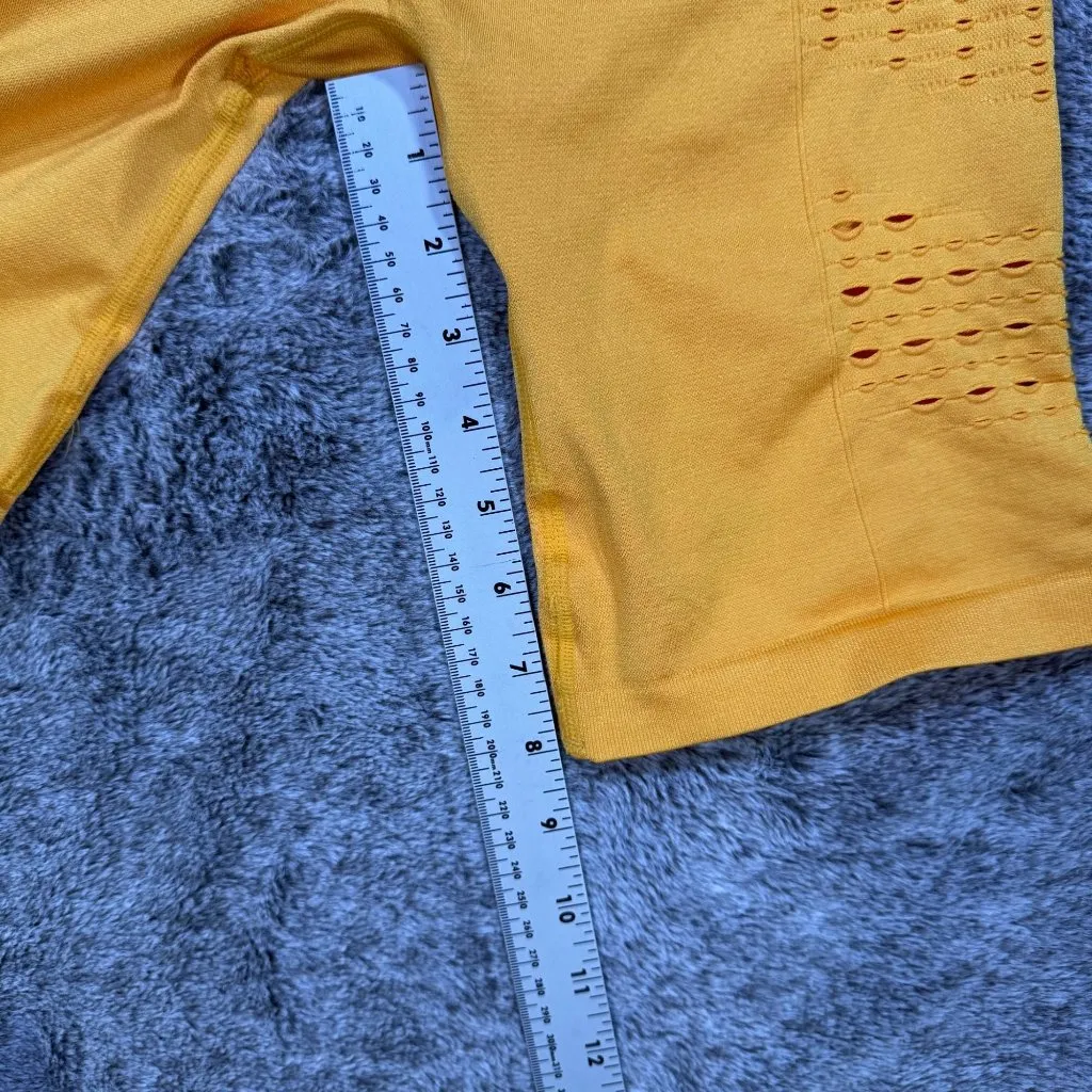 Gymshark Glow Seamless Shorts Sz Small - Image 7