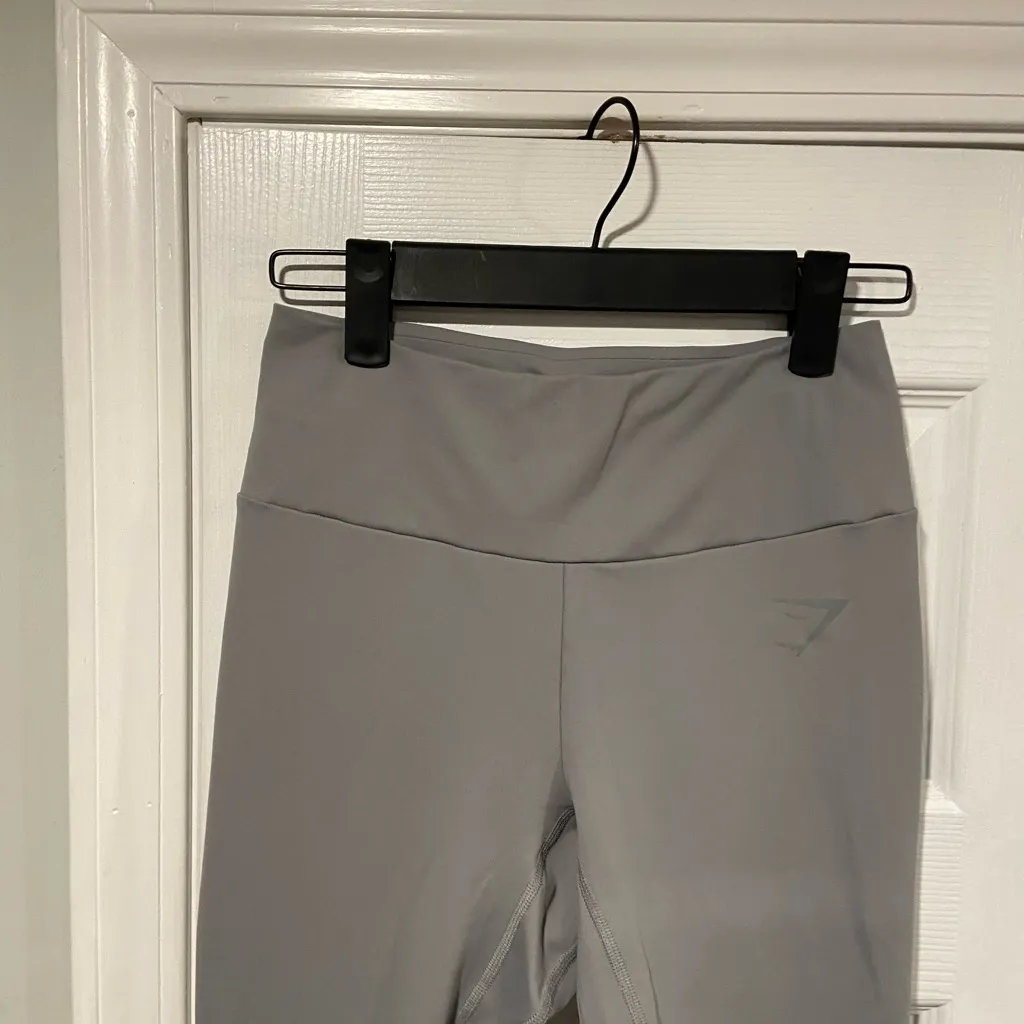 Gymshark Size S Gray Ankle Activewear Leggings Cropped Pockets Stretch Comfort - Image 3