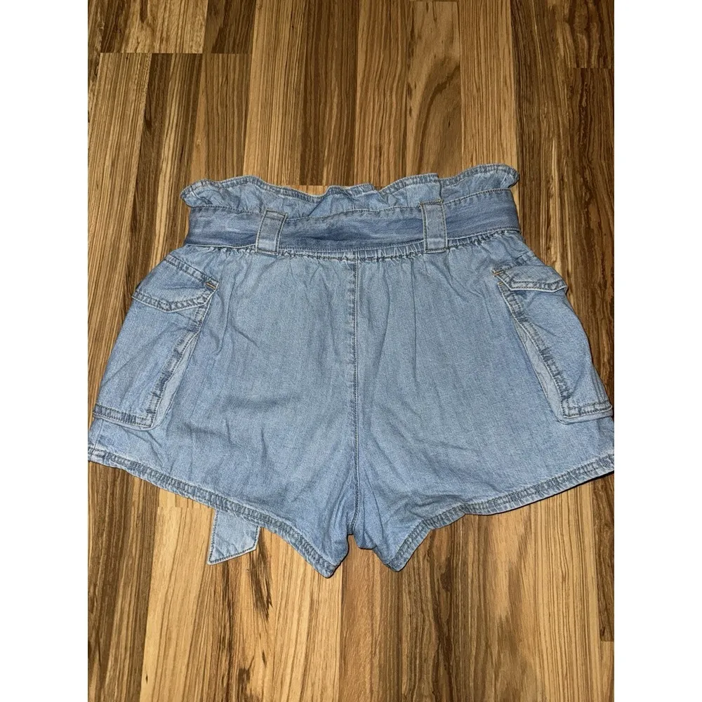 Urban Outfitters Medium Paper Bag Shorts Denim Elastic High Waisted‎ PaperBag - Image 3