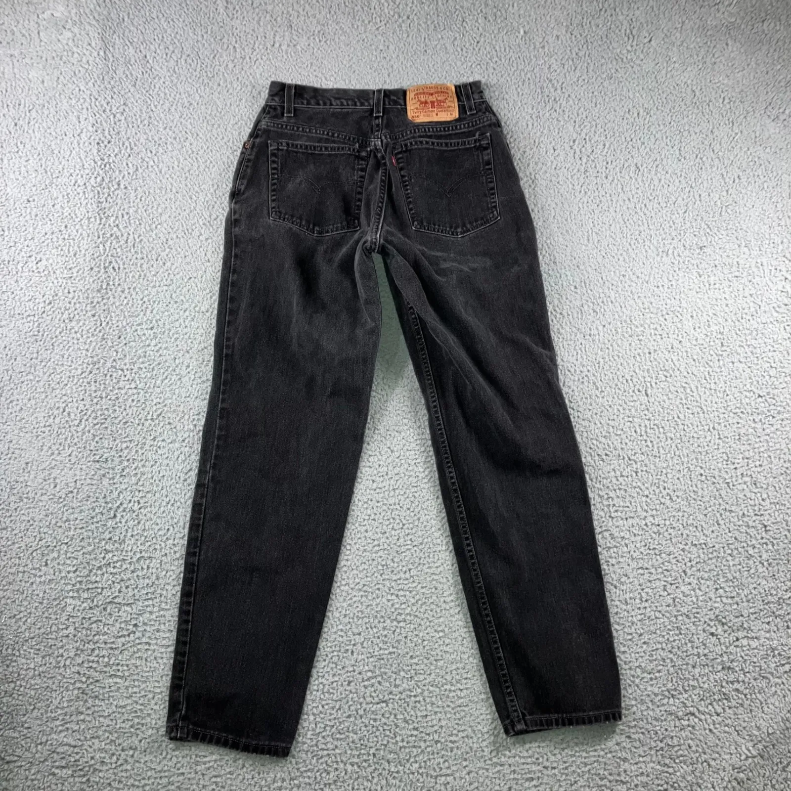 Levi's 550 Relaxed Fit Tapered Leg Jeans Black Denim Women 10 Made in USA - Image 2