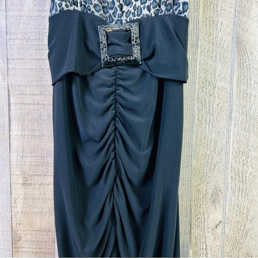 Body Central Medium Body Con Style Dress w/Halter Style Tie Around the Neck - Image 4