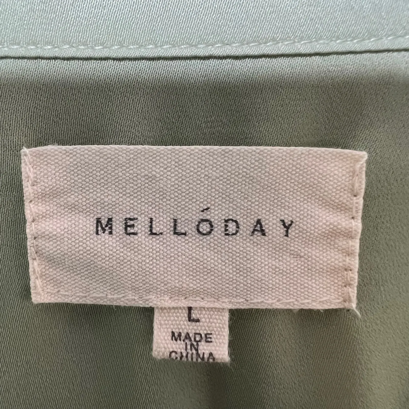 Melloday Green Button Front Blouse Roll Tab Sleeves Pockets Large Relaxed Fit - Image 2