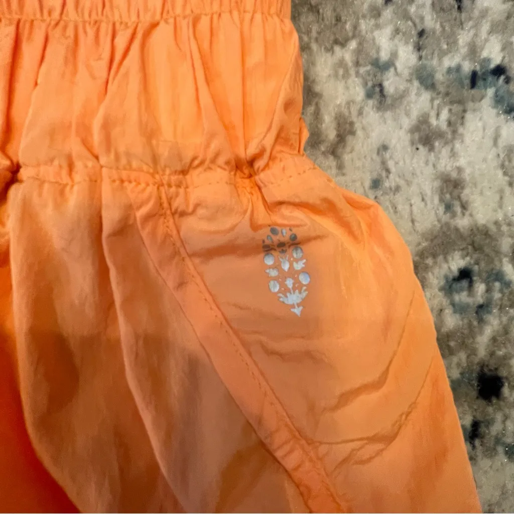 Free People Shorts Orange Size XS - Image 4