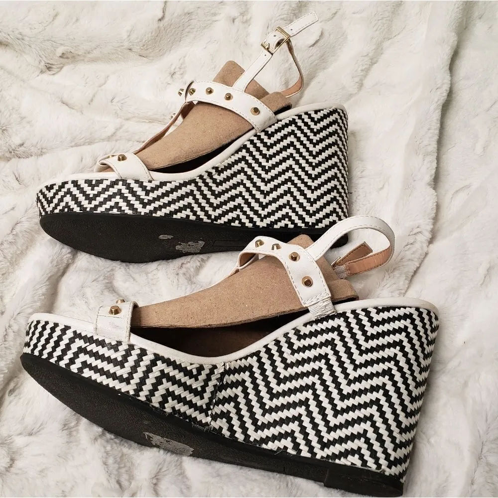 Montigo Bay Wedges Size 9 - Image 5