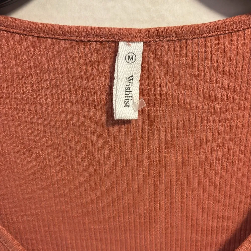 WISHLIST BRAND  DARK PINK…MAUVEY COLOR TOP WITH SMALL RUFFLE ON SHORT SLEEVES - Image 4