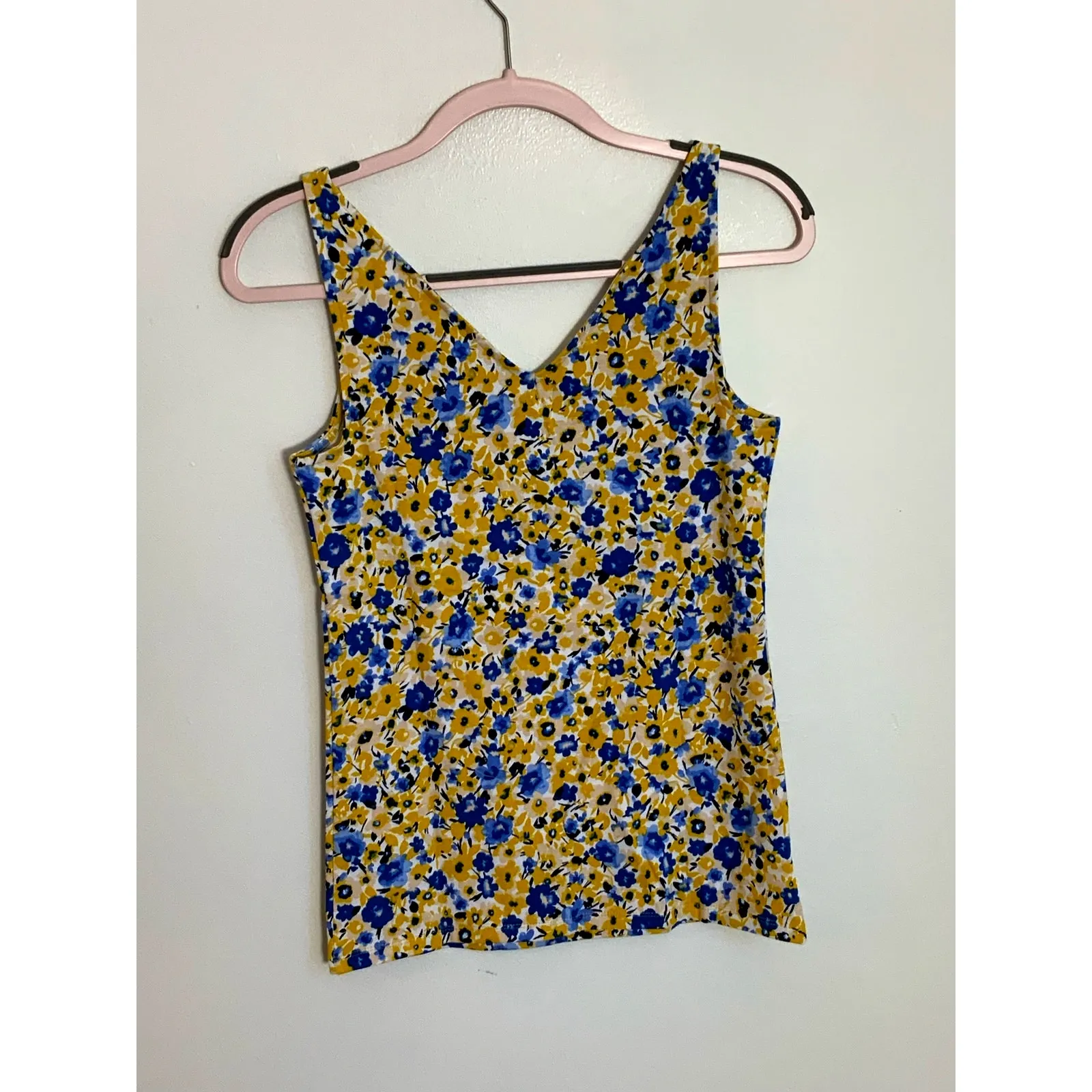 Ann Taylor Double V Tank‎ Yop - Image 6