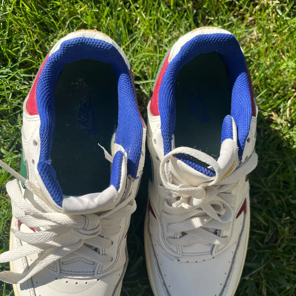 Nike  White and Blue Women's Sneakers - Image 4