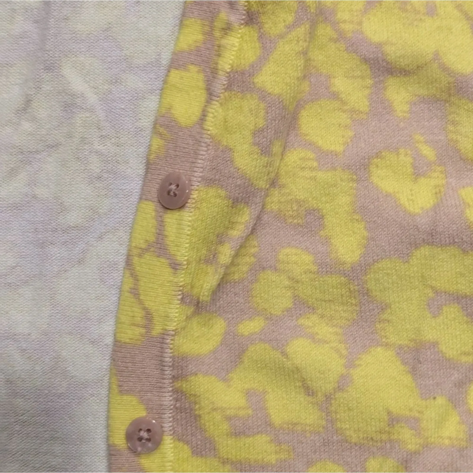 Merona Plus XXL‎ Yellow Tan Print Button Up V Neck Cardigan Sweater - Image 3