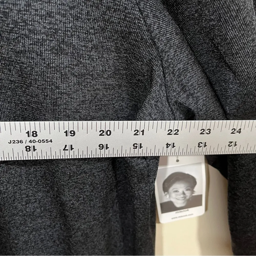 NWT Exclusively Misook Button Cardigan Jacket Acrylic Knit Heather Black Gray 2X - Image 5