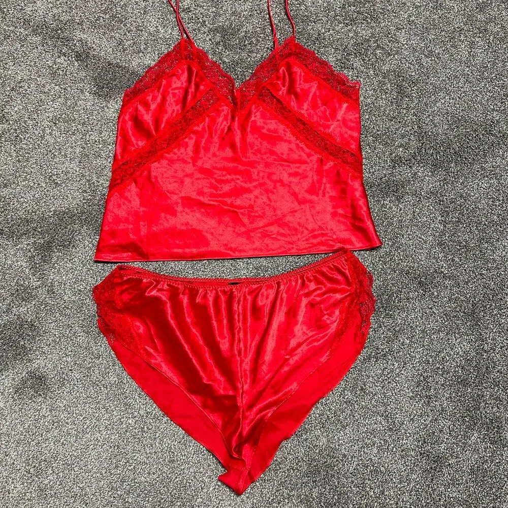 Victoria's Secret Cami Set - Image 3