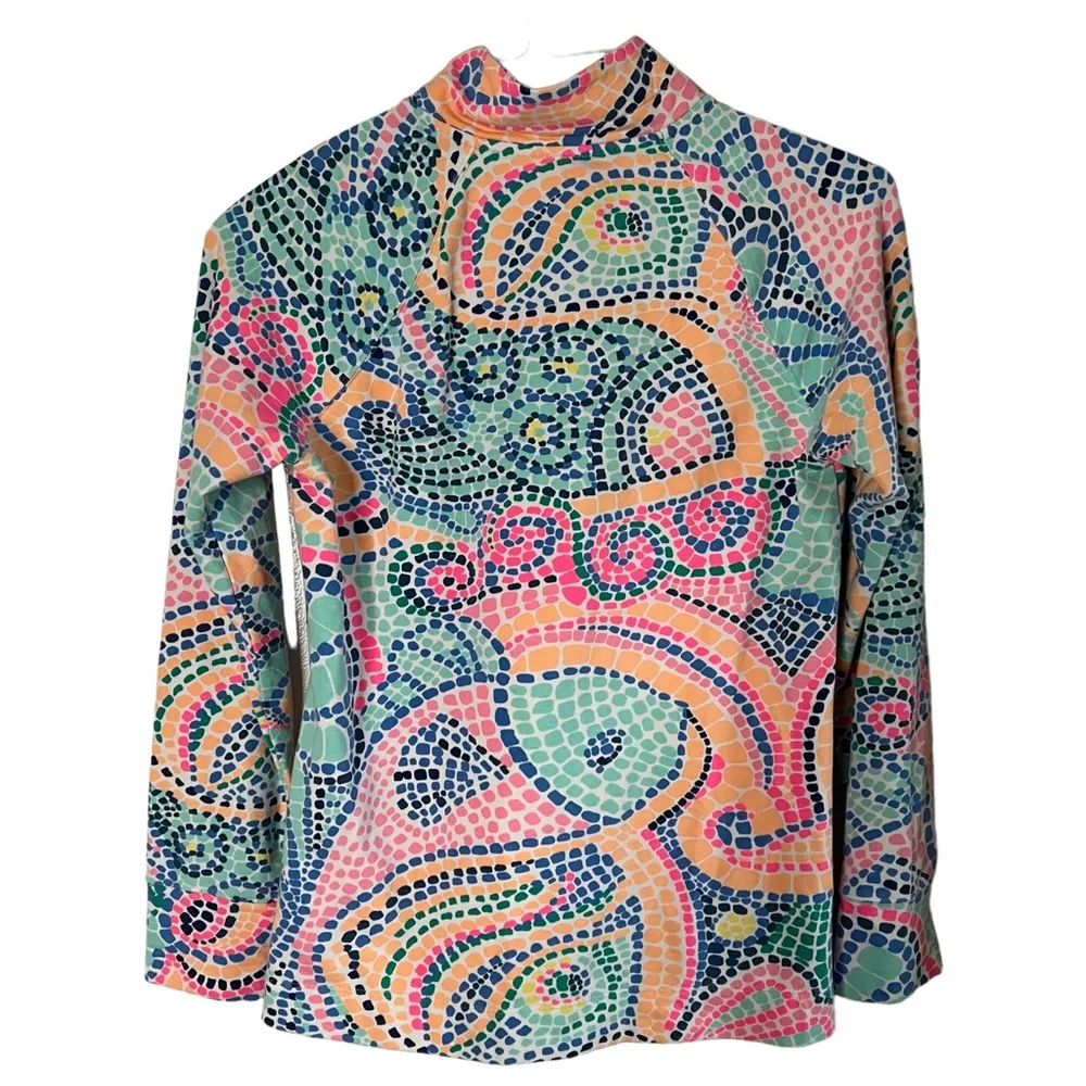 Lilly Pulitzer UPF 50+ Skipper Popover Multi Tile Wave Women’s Small EUC 20600. - Image 3
