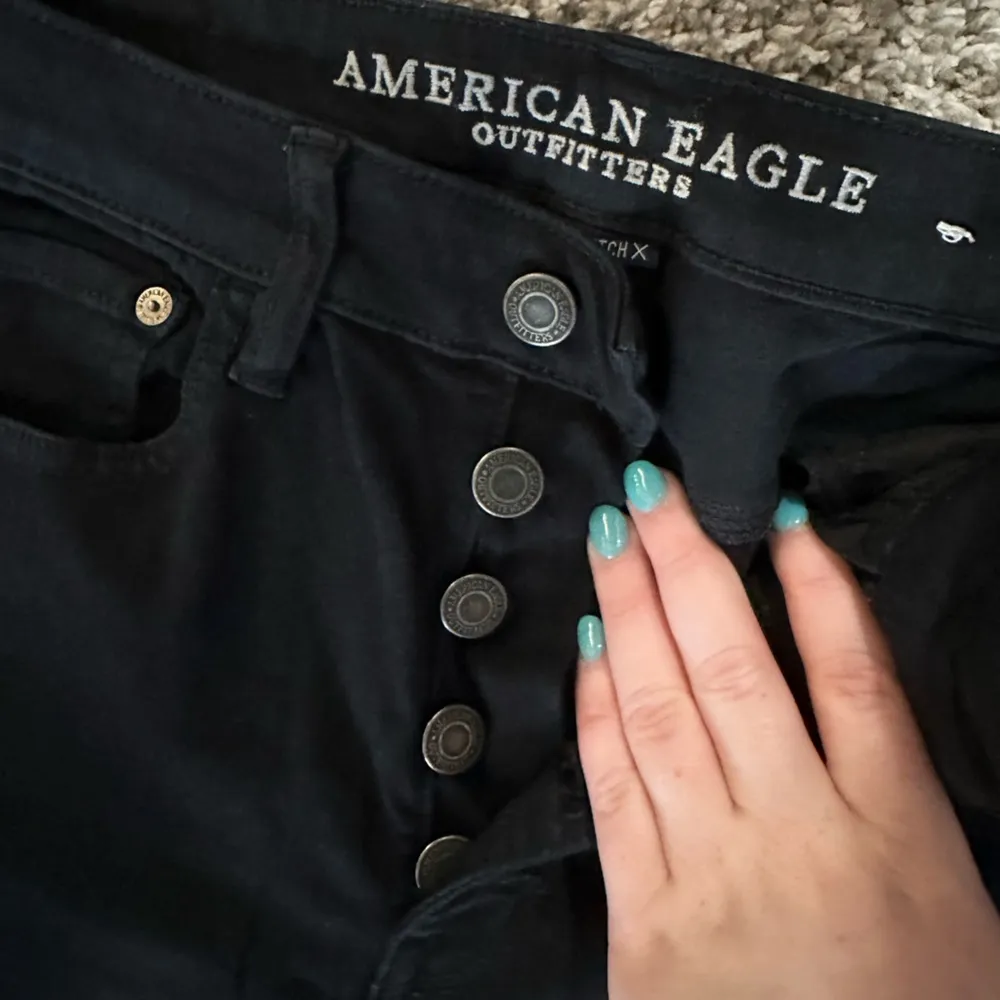 American Eagle super hi rise begging button fly - Image 3