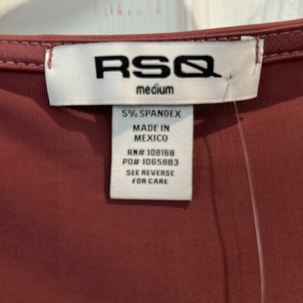 RSQ NWT Women’s Rose Surplus Top Size Medium - Image 4