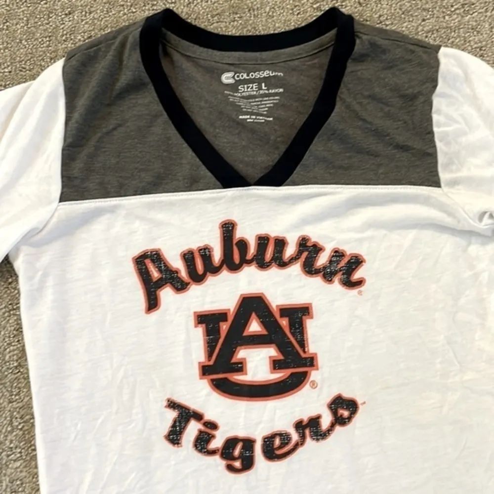 Colosseum White Auburn Univ. Tigers V-Neck Shirt - Image 3