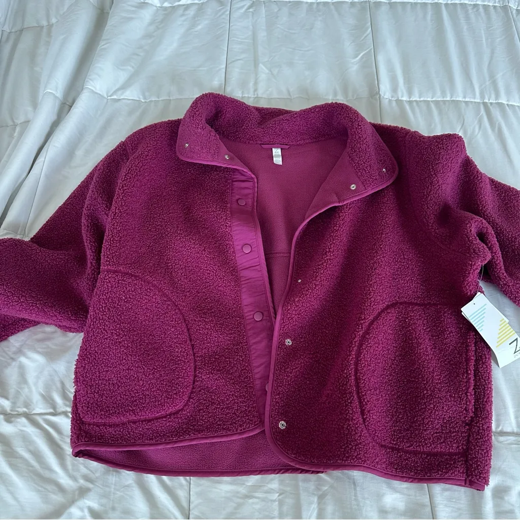 Burgundy Zella Sherpa jacket - Image 2