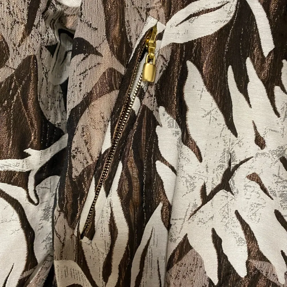 St. John  Jacket Size 2 - Image 10