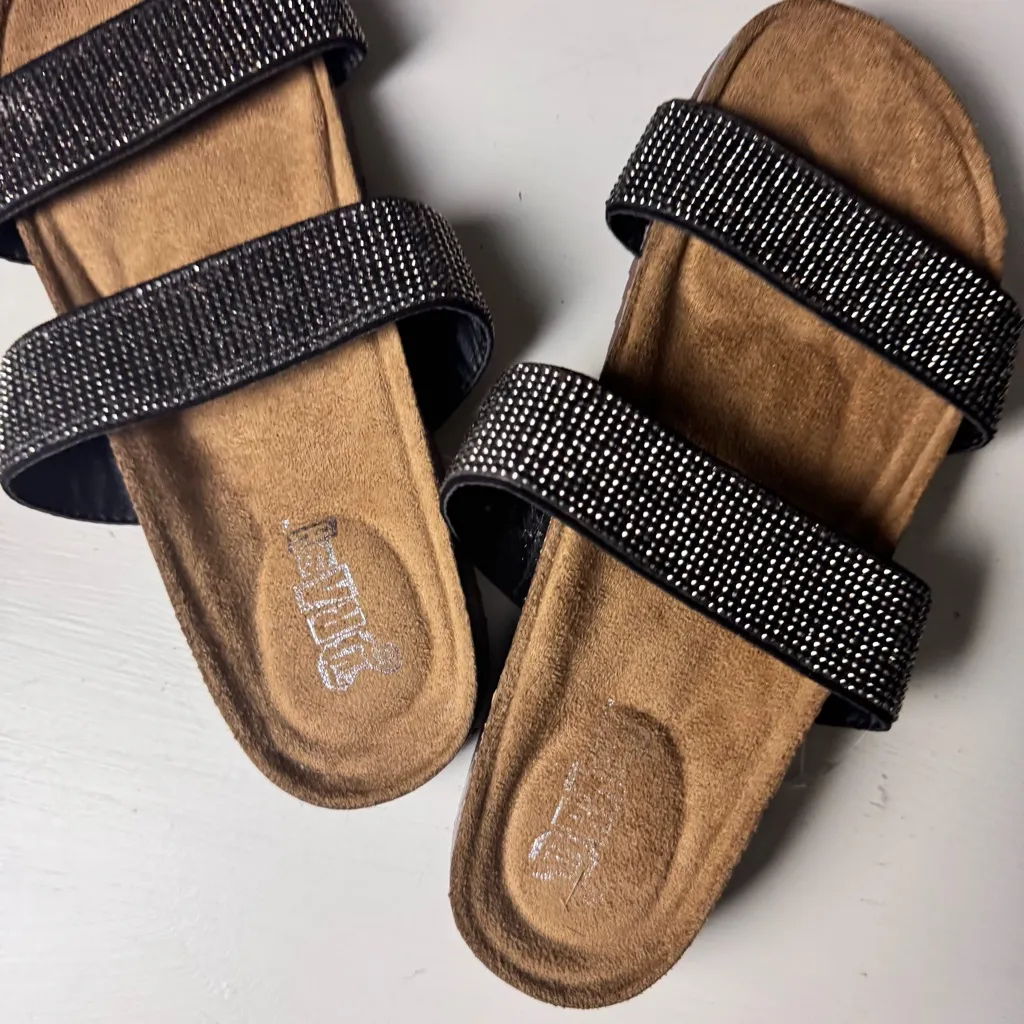 Brash Women's Low Heel Black and Tan Slide Sandals with Rhinestones Sz 6.5 NWOT - Image 8