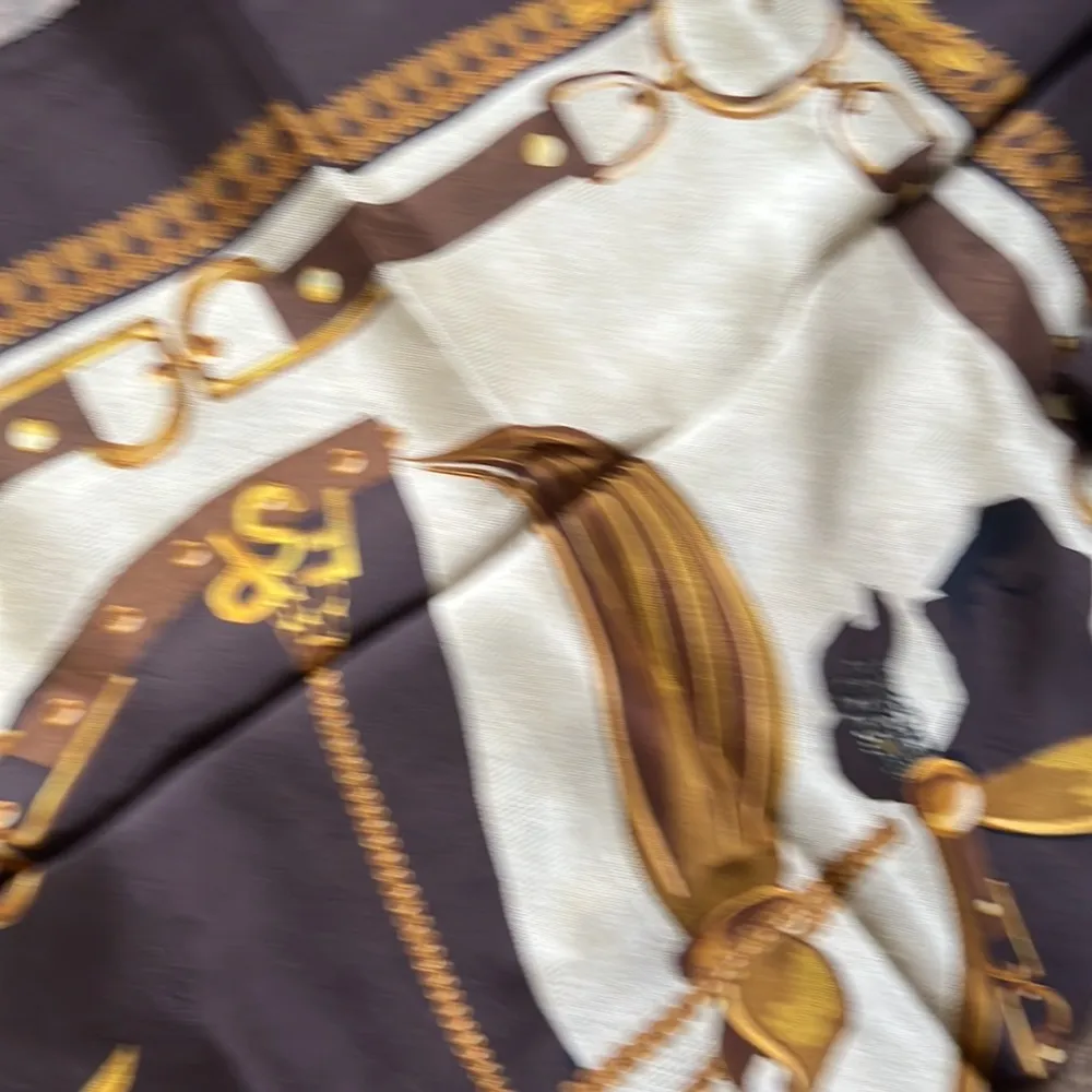 Falguni Shane Peacock Horse Scarf - Image 2