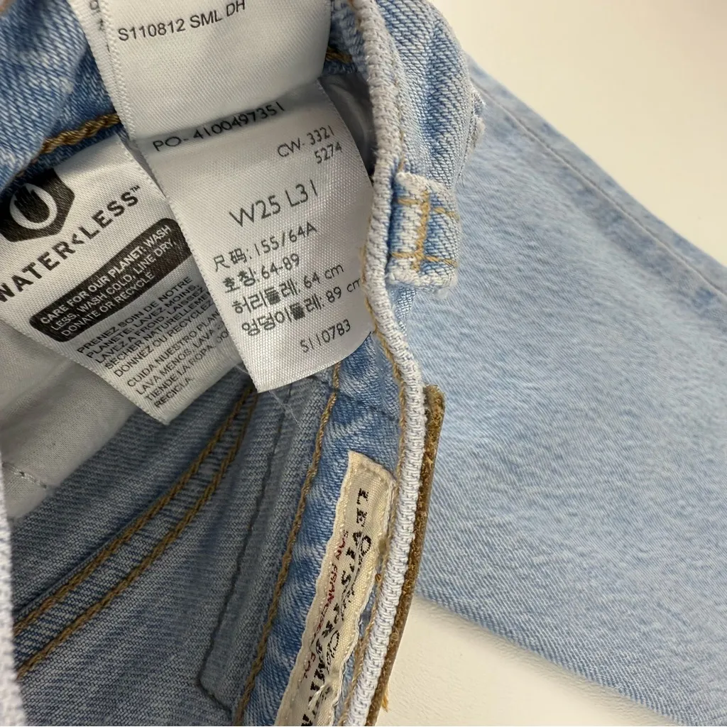 Levi’s 70s High Slim Straight Light Blue Jeans - Image 3