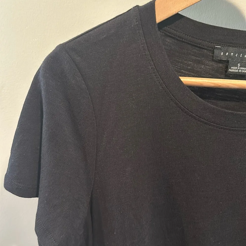 Sanctuary Small Classic Black Front Knot Short Sleeve Tee - Image 2